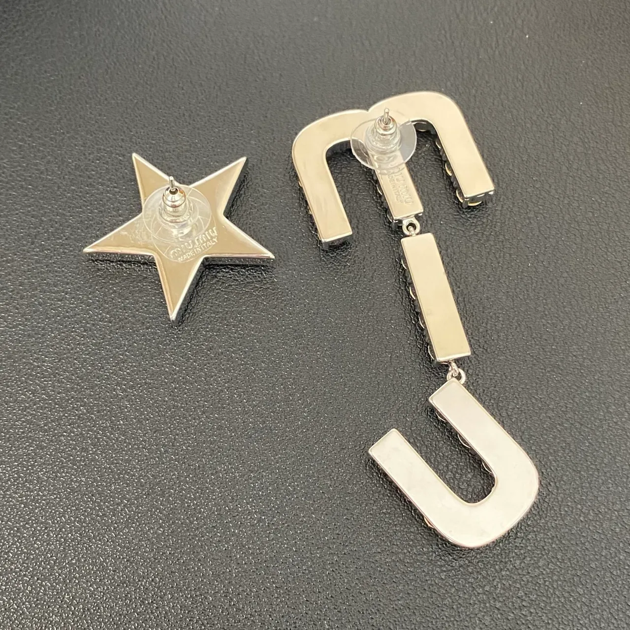 Crystal-Embellished Star and Curved Motif Metal Brooches 5
