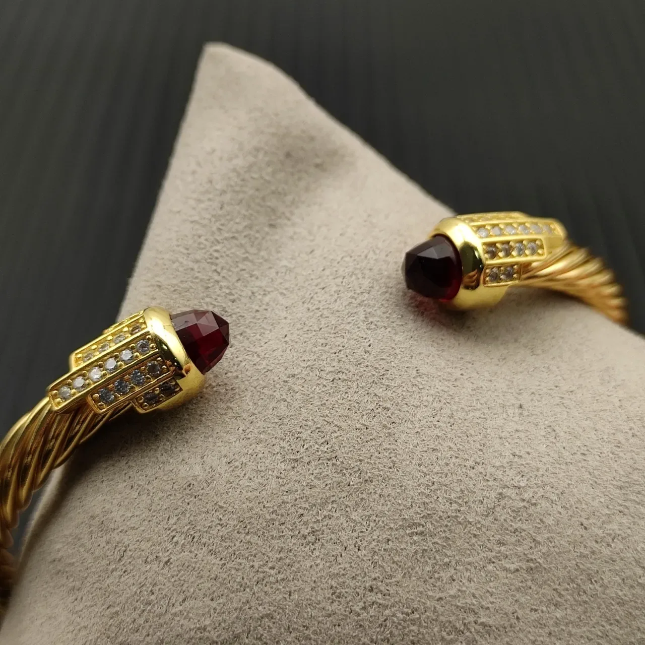 David Yurman Cable Classic Gold Red Twisted Faceted Stone Terminals Bracelet 6