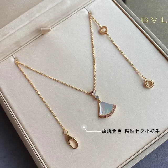 Divas’ Dream Fan-Shaped Mother-of-Pearl and Pink Gemstone Necklace 6