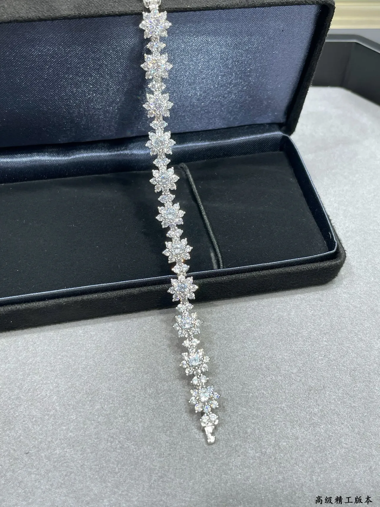 Floral Cluster Pavé Diamond Bracelet 4