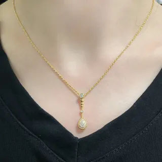 Collar con cadena de oro, cadena de cuerda, dije gota pavé