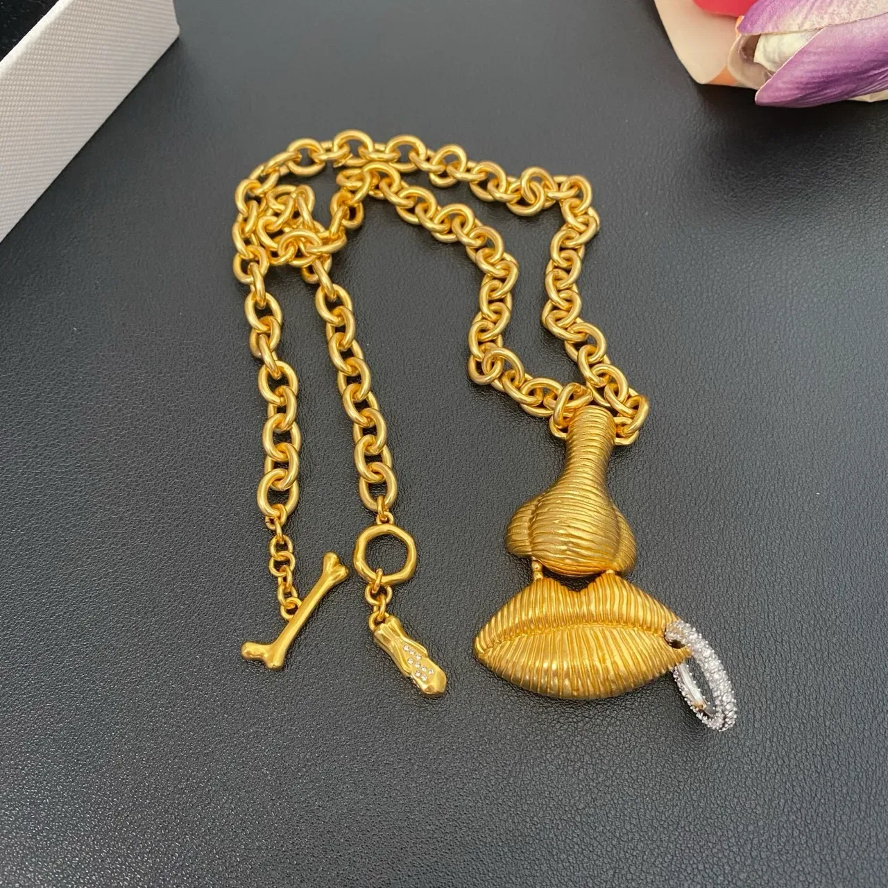 Chaîne Curb-Link en or et argent pendentif sculpté nervuré collier 5