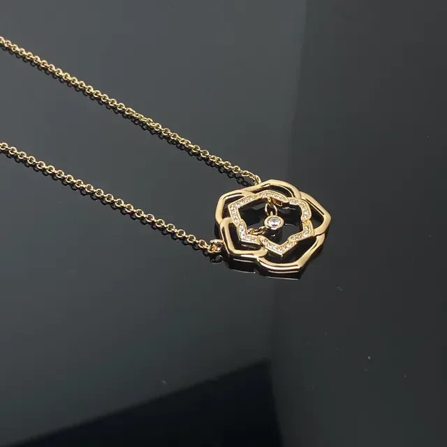 Gold Silver Floral Openwork Pendant Pavé-Set Stones Necklace 3