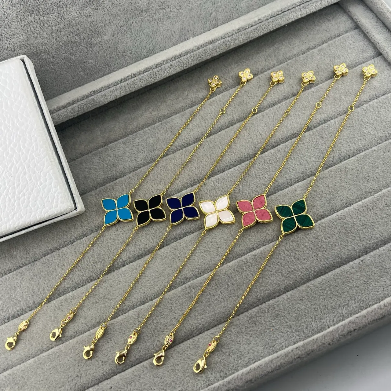 Gold-Tone Malachite and Pavé Stone Floral Motif Bracelet 7