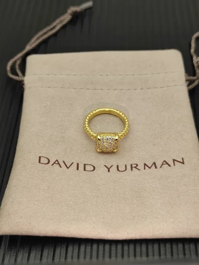 Gold White Pavé-Set Square Face Twisted Rope Band Ring 9