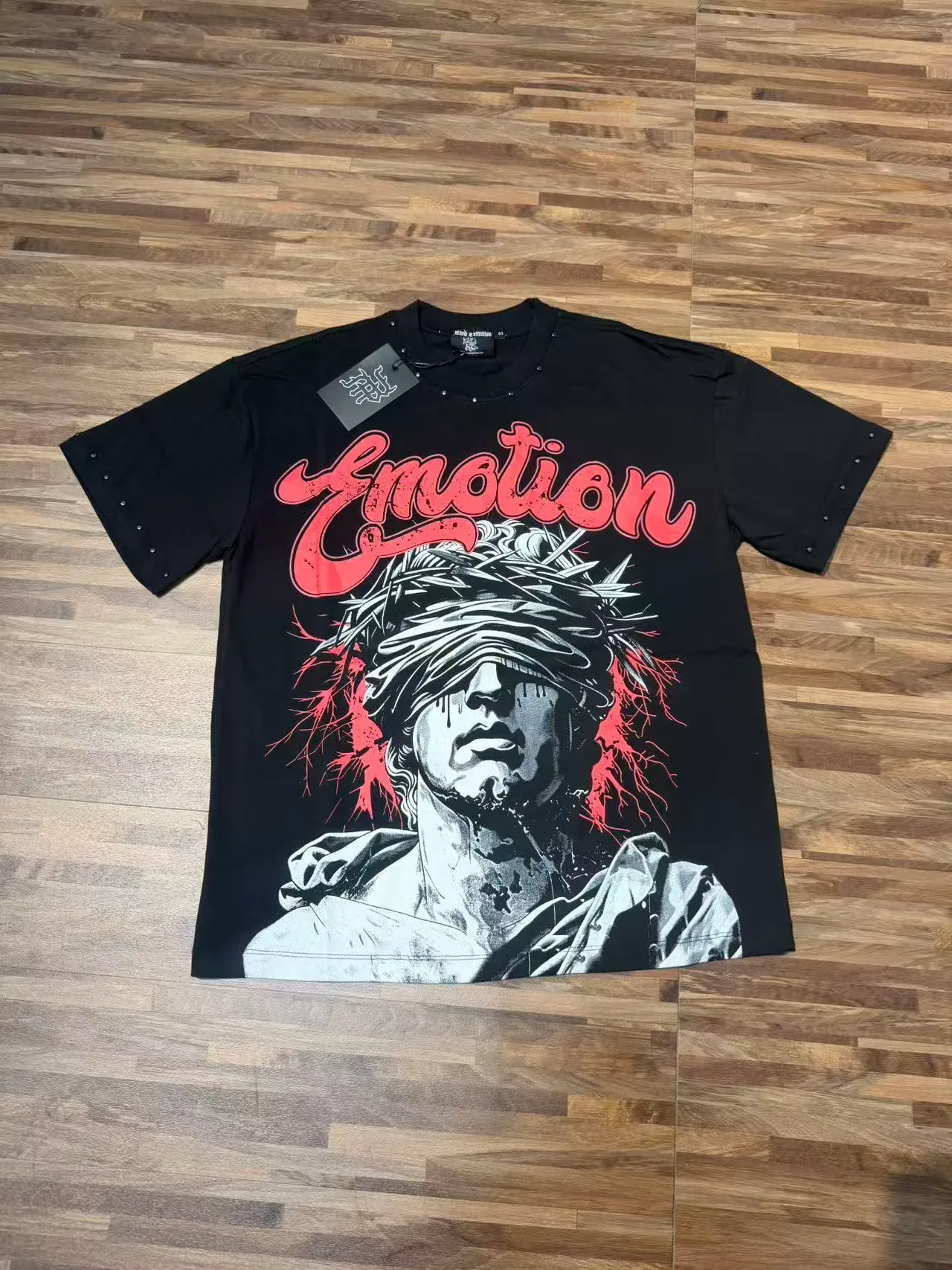 Graphic Print Rivet-Trimmed Oversized T-Shirt 6