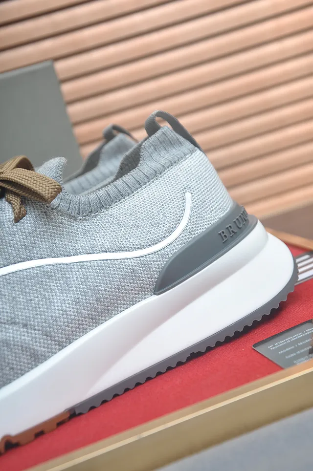 Gray Silver Knit Upper Metallic Toe Cap Sneakers 2