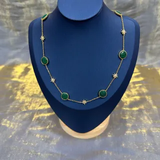 সবুজ সোনা চেইন ক্যাবোচন পাথর মালা