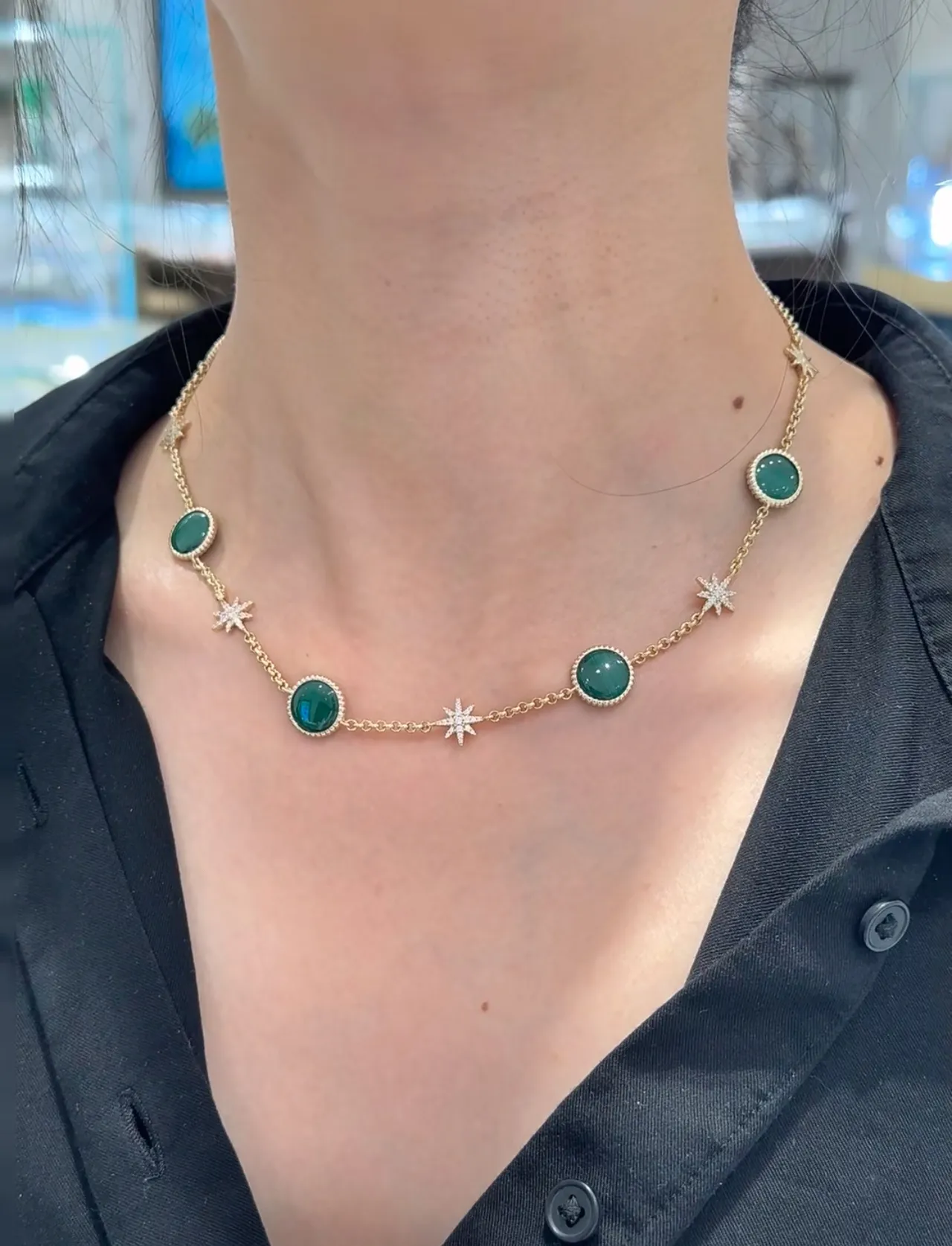 Green Gold Chain Cabochon Stones Necklace 3