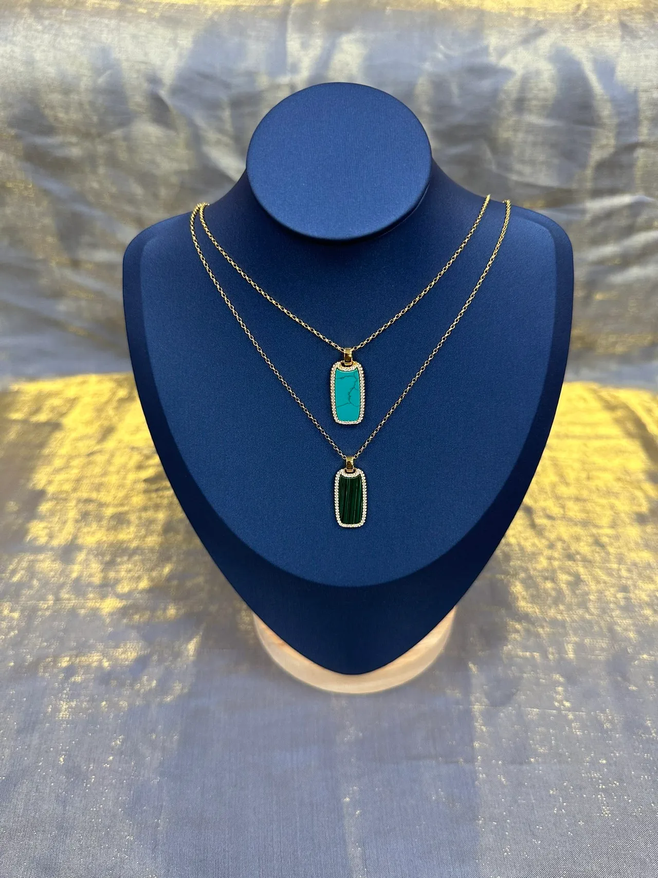 Green Gold Rectangular Stone Pendant Pavé-Set White Stones Border Necklace 9