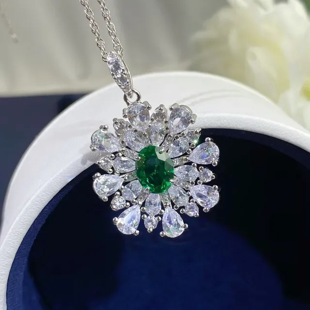 Green Silver Floral Cluster Pendant Oval Center Stone Necklace 7