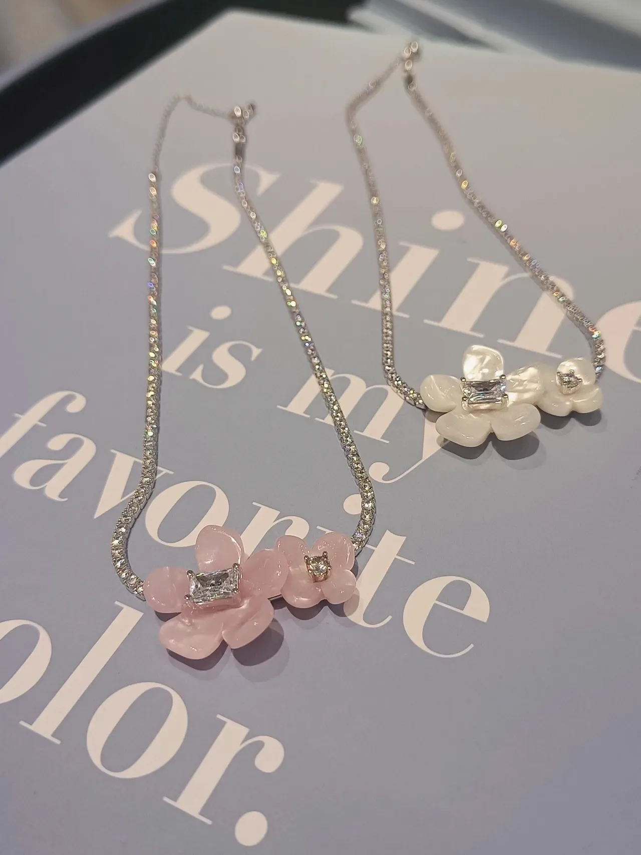 HEFANG Pink Beige Floral Pendant Pavé-Set Chain Necklace 2