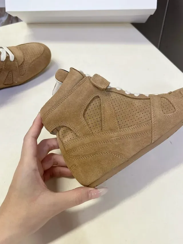 Isabel Marant Beige White High-Top Suede Lifestyle Sneakers 3