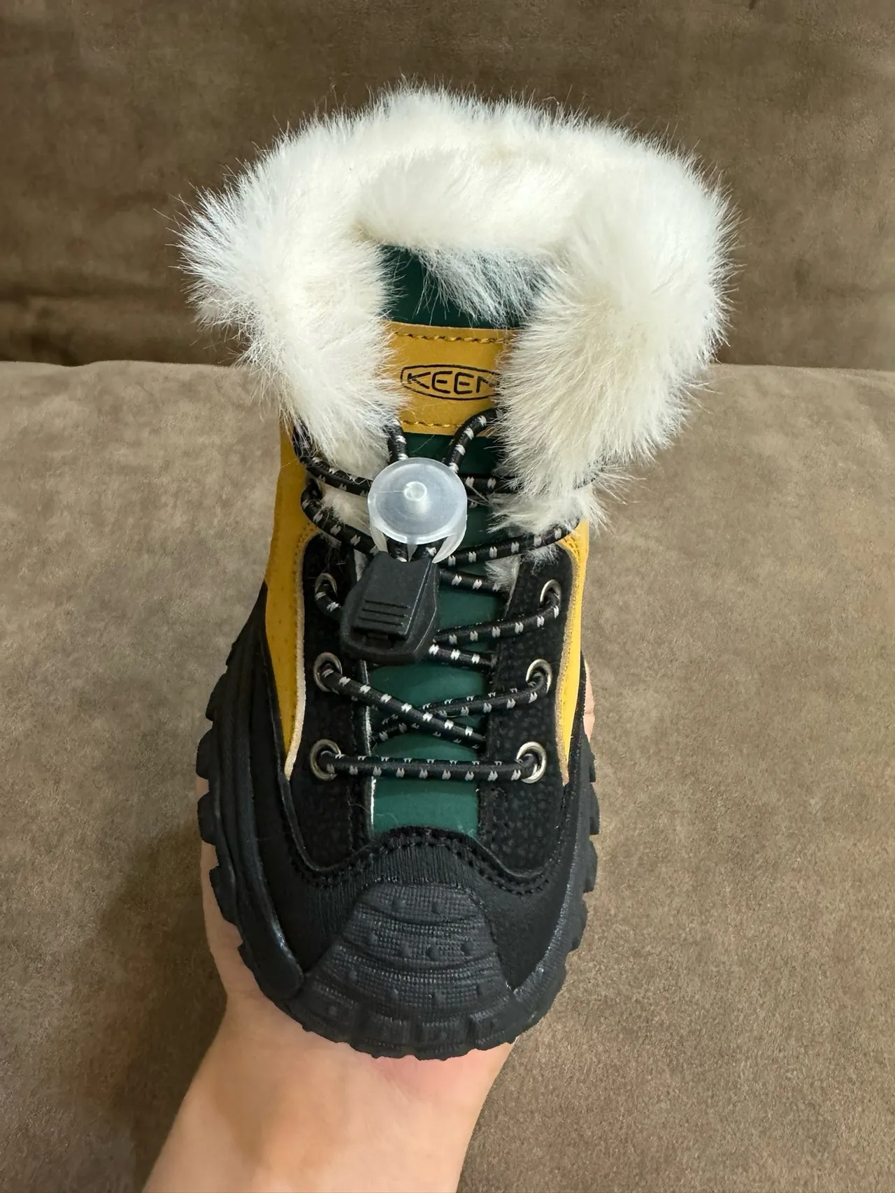 KEEN Botas de nieve amarillo verde cuello con borde de piel cierre de cordones con toggle 5