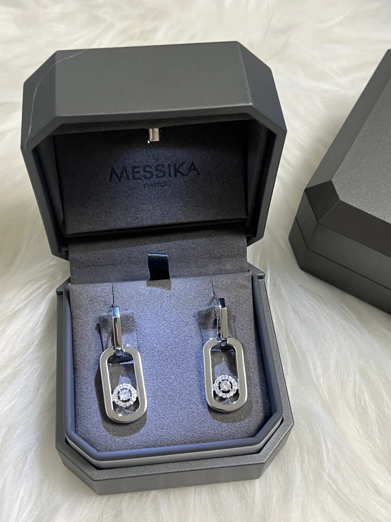 Messika Move Rectangular Pavé Drop Earrings 4