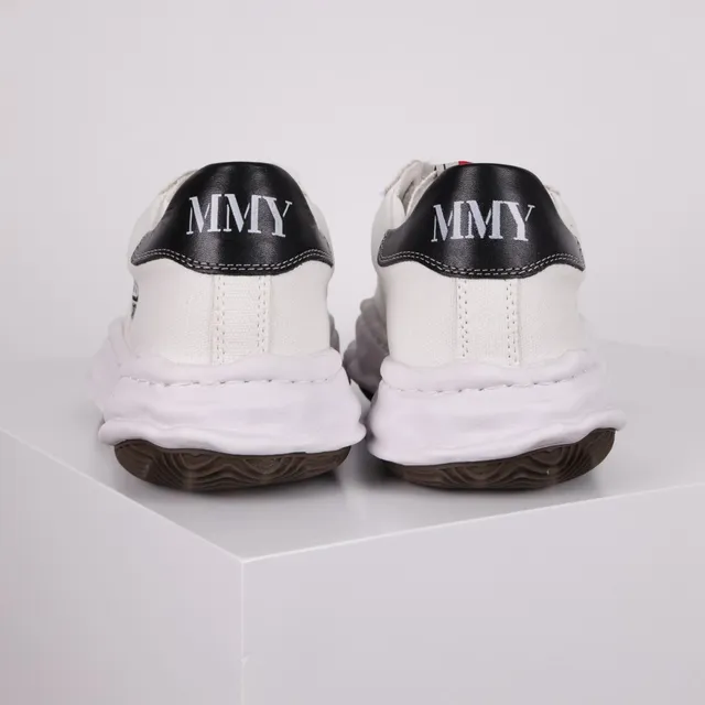 MMY Blakey White Black Canvas Upper Ribbed Rubber Toe Cap Lifestyle Sneakers 8