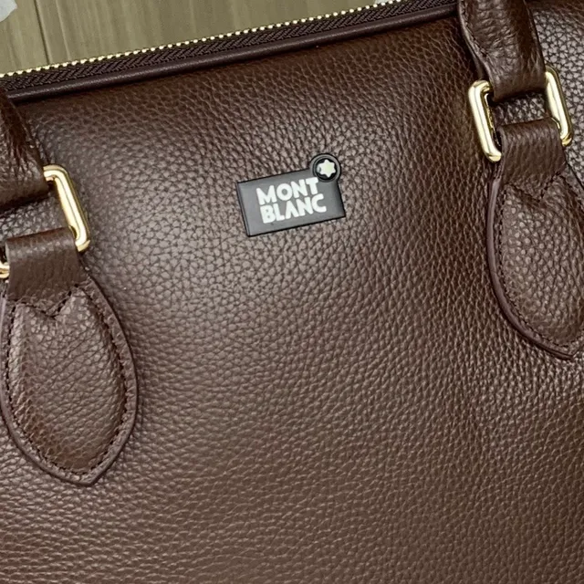 Montblanc Meisterstück टोट भूरी सोने पेब्ल्ड चमड़ा हार्डवेयर टोट बैग 3