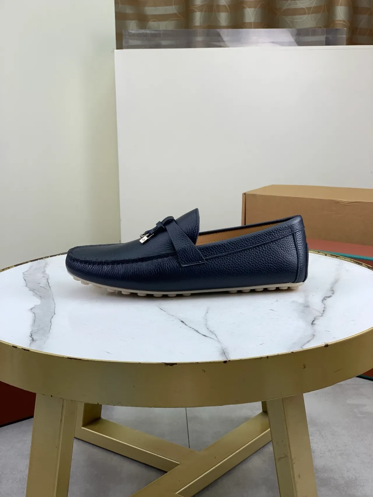 Navy Beige Pebbled Leather Tassel Strap Loafer 5