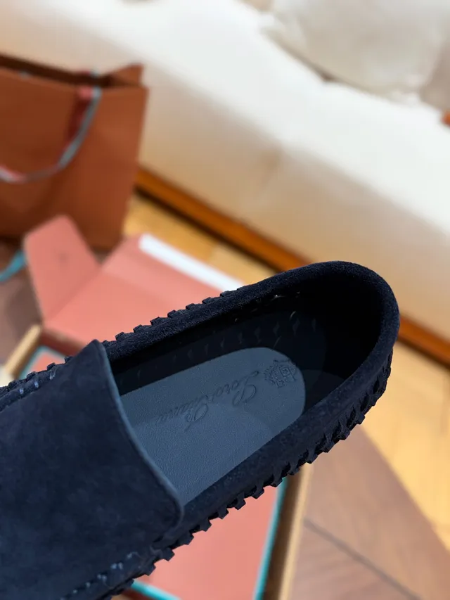 Navy Beige Woven Upper Suede-Like Texture Loafer 2