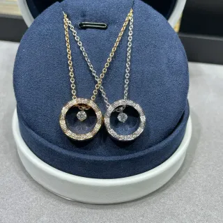 Collier pendentif aro circulaire Navy Gold avec bezel pavé de diamants