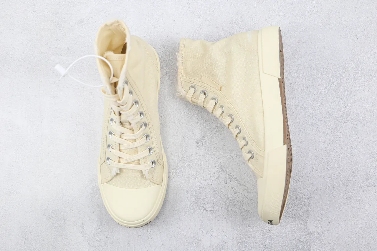 Off-White 高帮帆布鞋 3