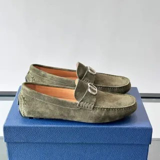 橄榄绿麂皮鞍带乐福鞋