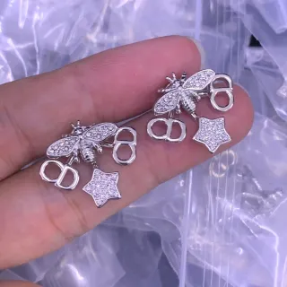 Brincos com charme de abelha e estrela de cristal Pavé