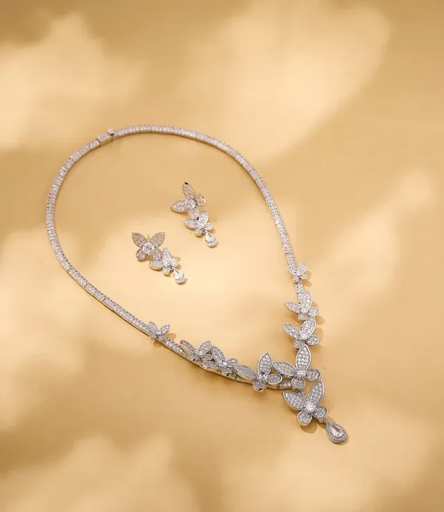 Colar motivo floral V-Drop pavé-set 4