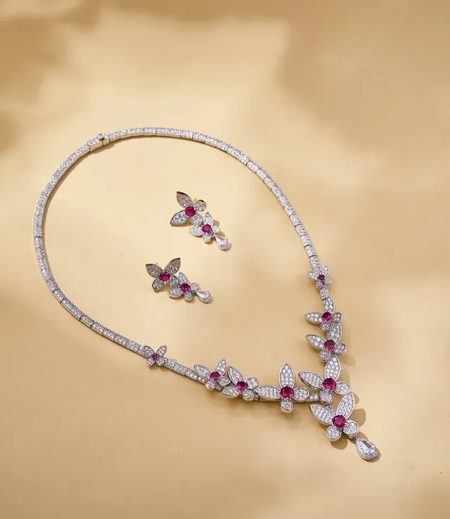 Colar motivo floral V-Drop pavé-set 7