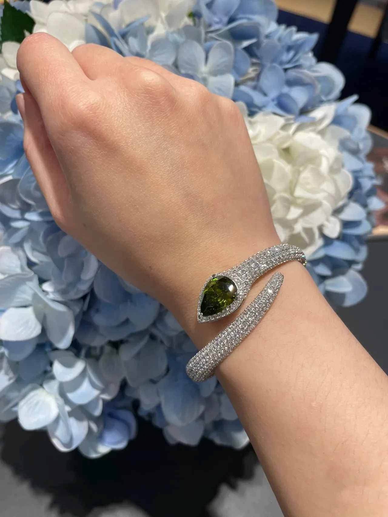 Pavé-Set Teardrop Gemstone Snake-Style Bangle Bracelet 3