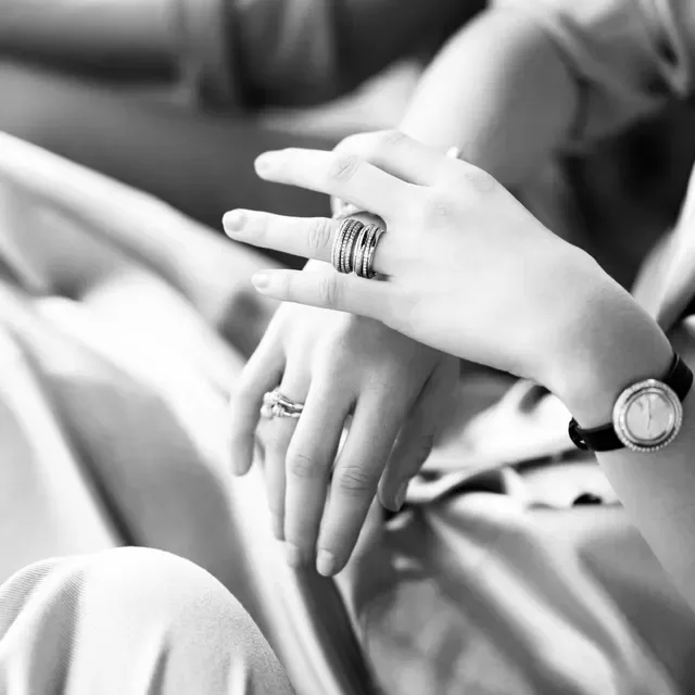 PIAGET Possession 多带 镶钻戒指 9