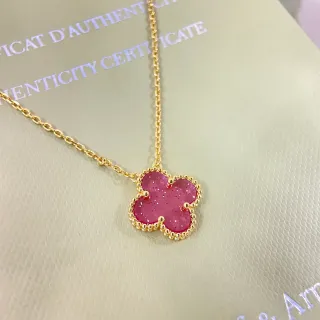 Pendentif Clover Rose Brillant Colier de Perles Doré