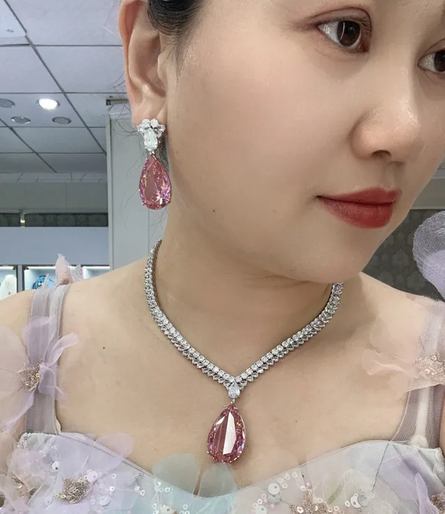 Pink Teardrop Crystal Dangling Earrings 4
