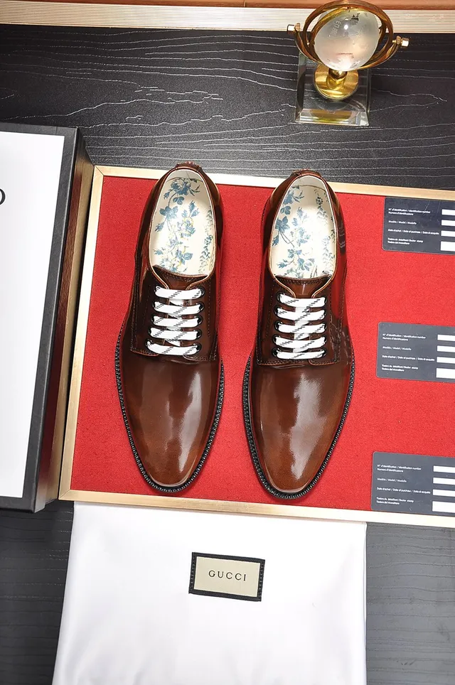 Zapato Oxford con punta de ala marrón pulido 5
