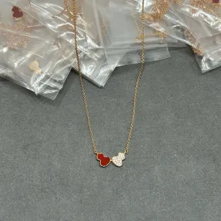 Collier de chaîne or rouge avec pendentif double cœur