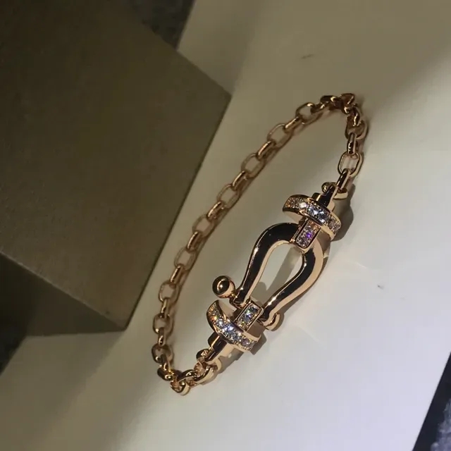 Silver Gold Clasp-Shaped Pendant Crystal-Encrusted Necklace 6