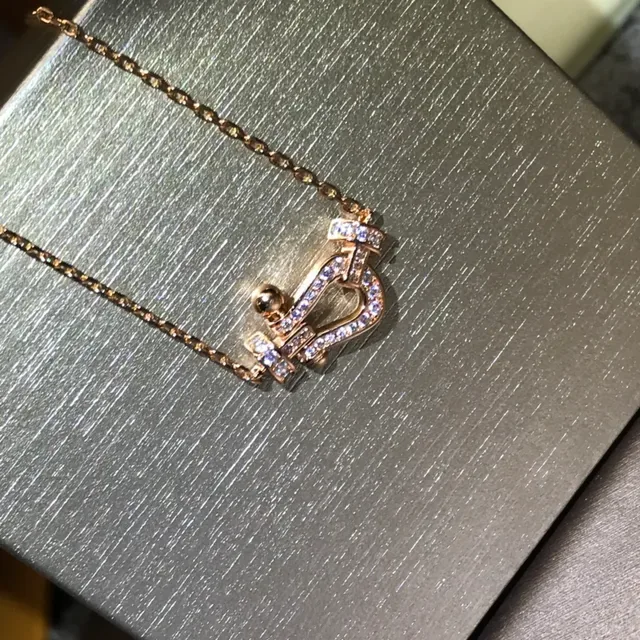 Silver Gold Pavé-Set Stone Pendant Anchor-Shaped Necklace 4