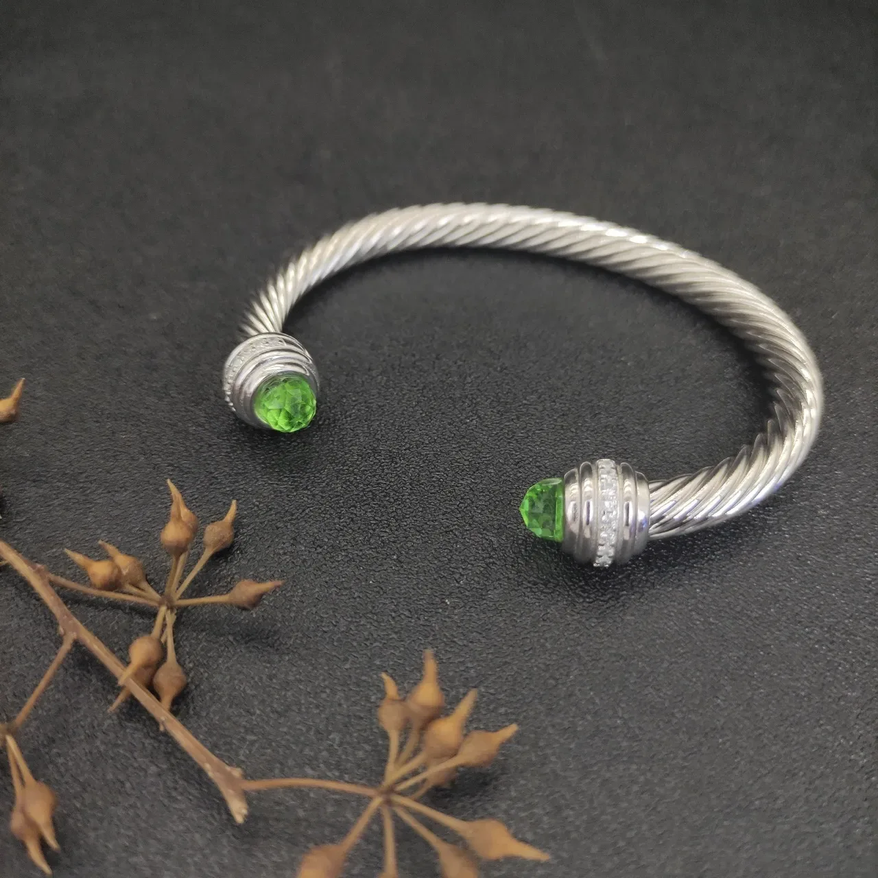 Silver Green Twisted Cable Metal Faceted Gemstone Terminals Bracelet 8