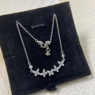 Collier chaîne argent blanc motifs papillon