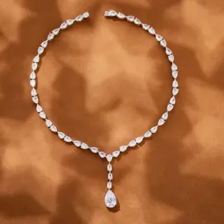 Collier Y-Drop de pierre taillée en forme de larme