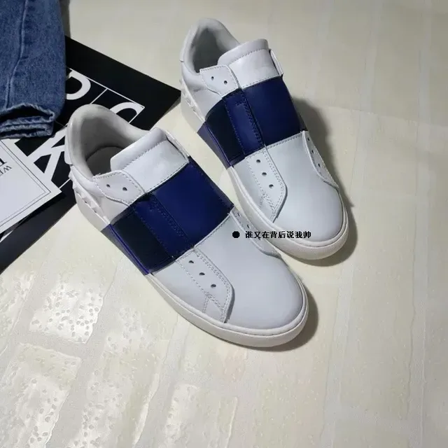 Zapatillas Lifestyle con Correa Blanca y Navy Slip-On 4