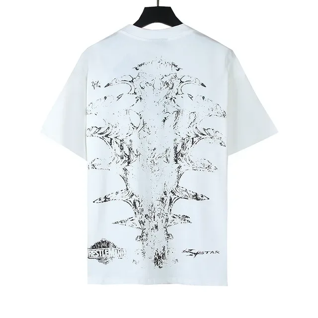 Camiseta branca com estampa gráfica, gola careca e corte relaxado 3