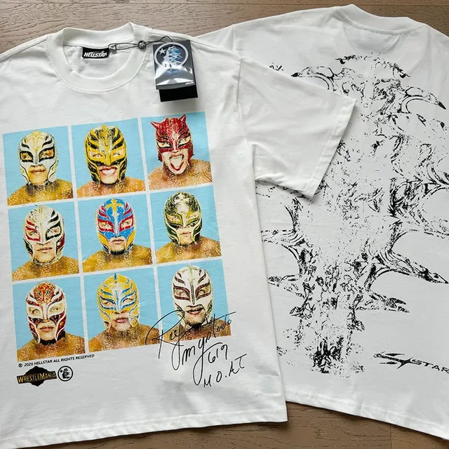 Camiseta branca com estampa gráfica, gola careca e corte relaxado 7