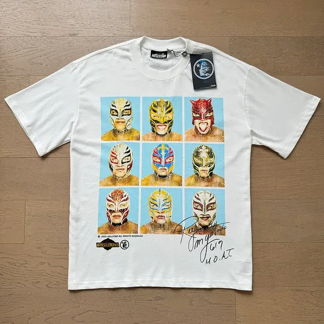 Camiseta branca com estampa gráfica, gola careca e corte relaxado 8