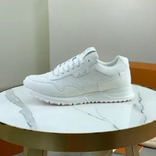 حذاء سنيكرز lifestyle جلد أبيض مثقب low top