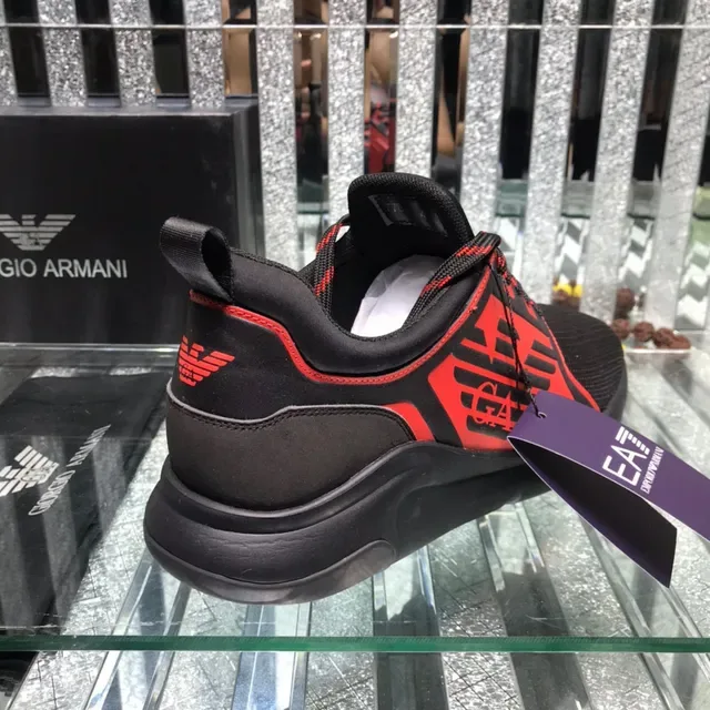 乔治·阿玛尼 EA7 黑色和红色网面生活方式运动鞋 3