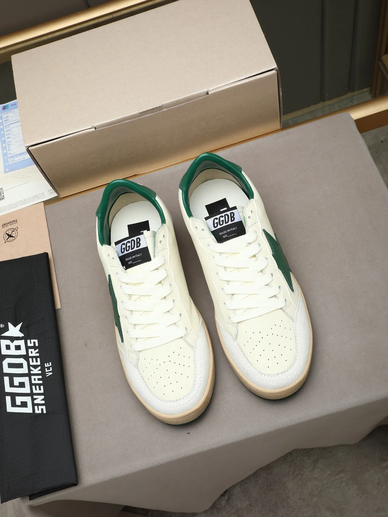 Golden Goose Ball Star Off-White and Green chaussures lifestyle 2