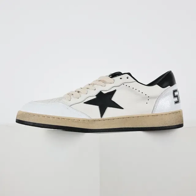 Golden Goose Super-Star حذاء رياضي أبيض أسود نجم نمط حياة 9