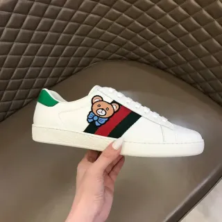 Gucci Ace 熊刺绣网纹生活休闲鞋