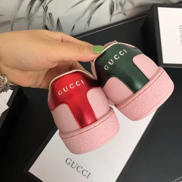 Gucci Ace Cat Tênis Lifestyle de Couro Rosa 2